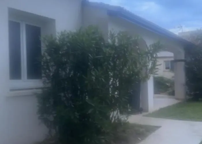 Beauty Sun Отель для свиданий Порте-сюр-Гарон